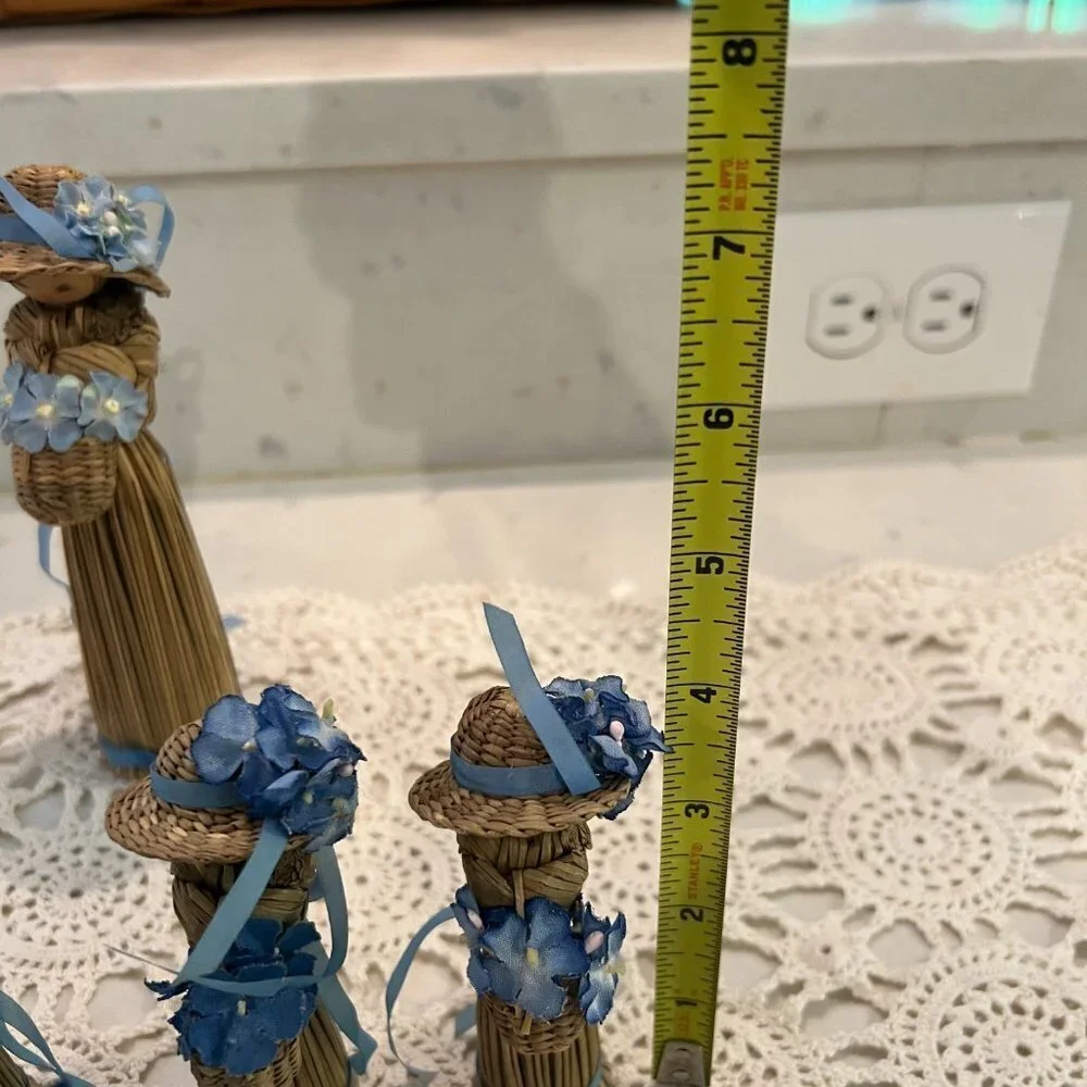 7 Vintage Rush straw dolls Made in Korea